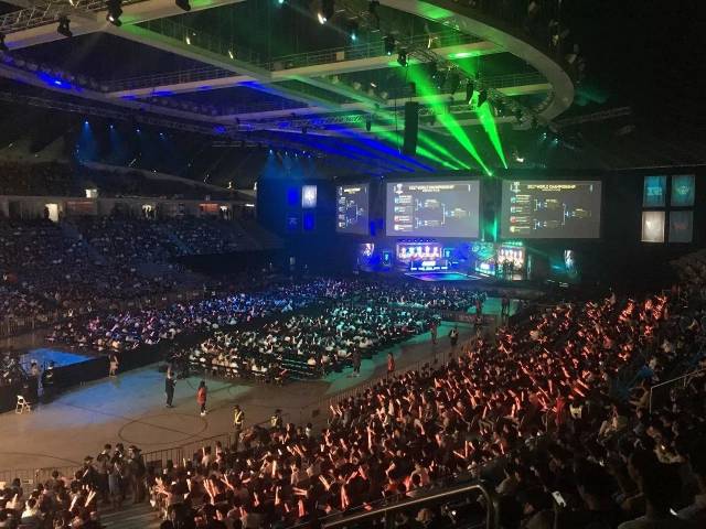 位列第一并 位列第一并